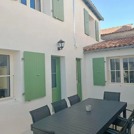 Holiday home Maison De Centre-ville Ars En Re